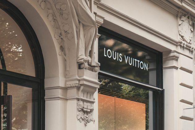 04 - Louis Vuitton - Vitrine Perfeita